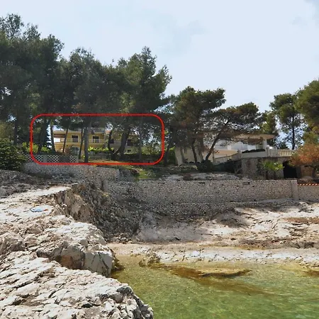 Apartment Spacious Modern With Big Patio And Sea View Slatine